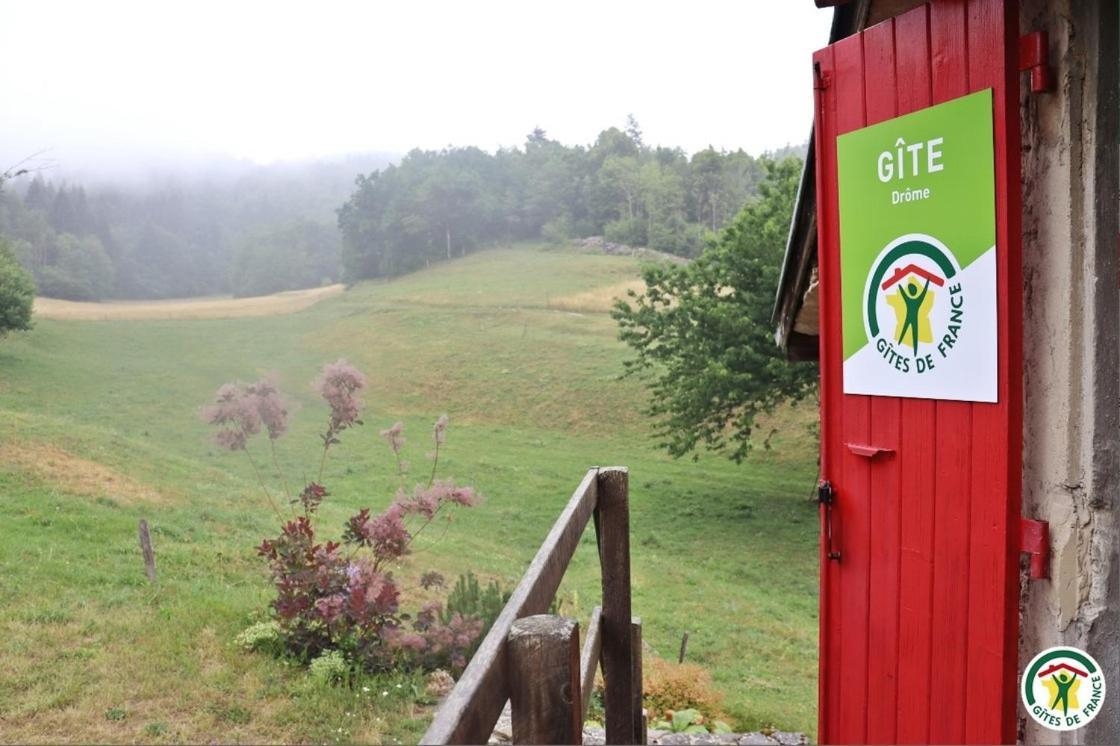 Gite Bard Des Ours Saint-Martin-en-Vercors Екстериор снимка